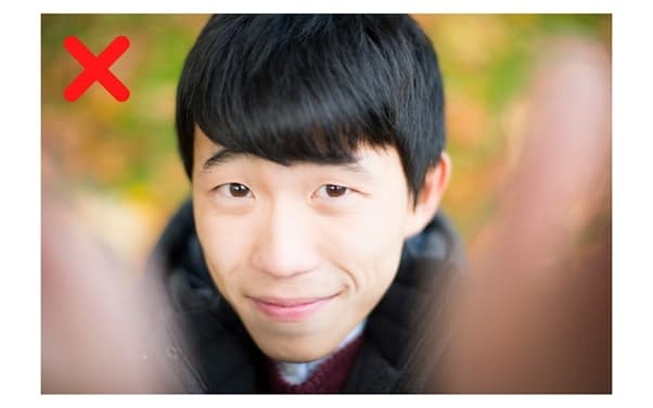 自撮り感がある男性写真