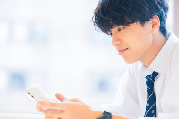 with料金は高いのか、安いのか他のマッチングアプリと比較してみた